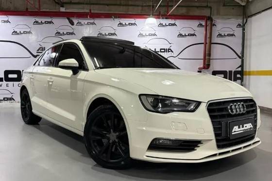 AUDI A3 1.8 TFSI SEDAN AMBITION 16V 180CV GASOLINA 4P AUTOMÁTICO